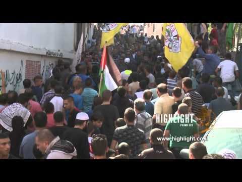 CJ_019 Jerusalem Conflict 2015: Palestinian Protesters with Flags