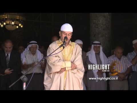 JM_038 - Highlight Films stock footage library: Jerusalem Al Aqsa men praying