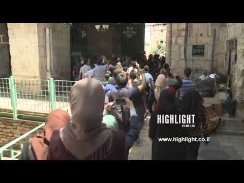 CJ_018 Jerusalem Conflict 2015: Palestinians March Chanting through Old City